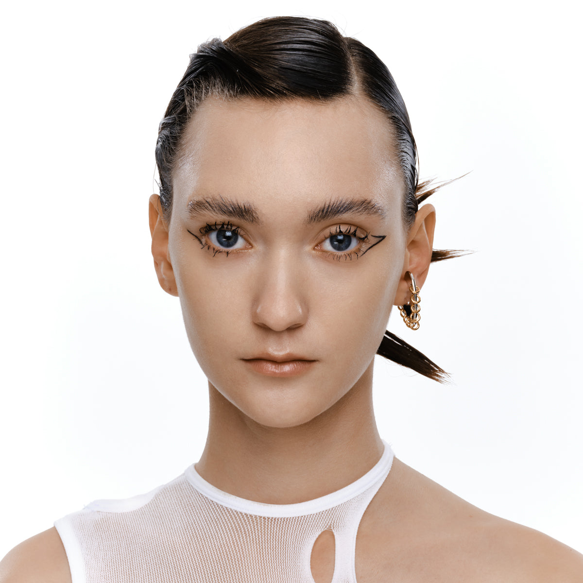 Heart-shaped Ear Cuff