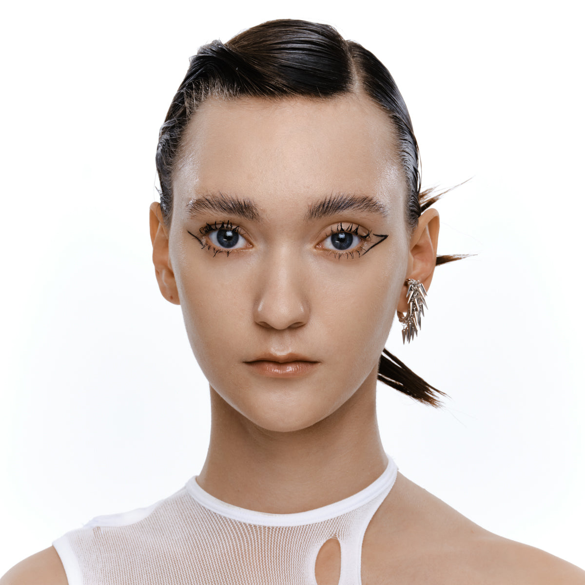 Rivet Chains Ear Cuff